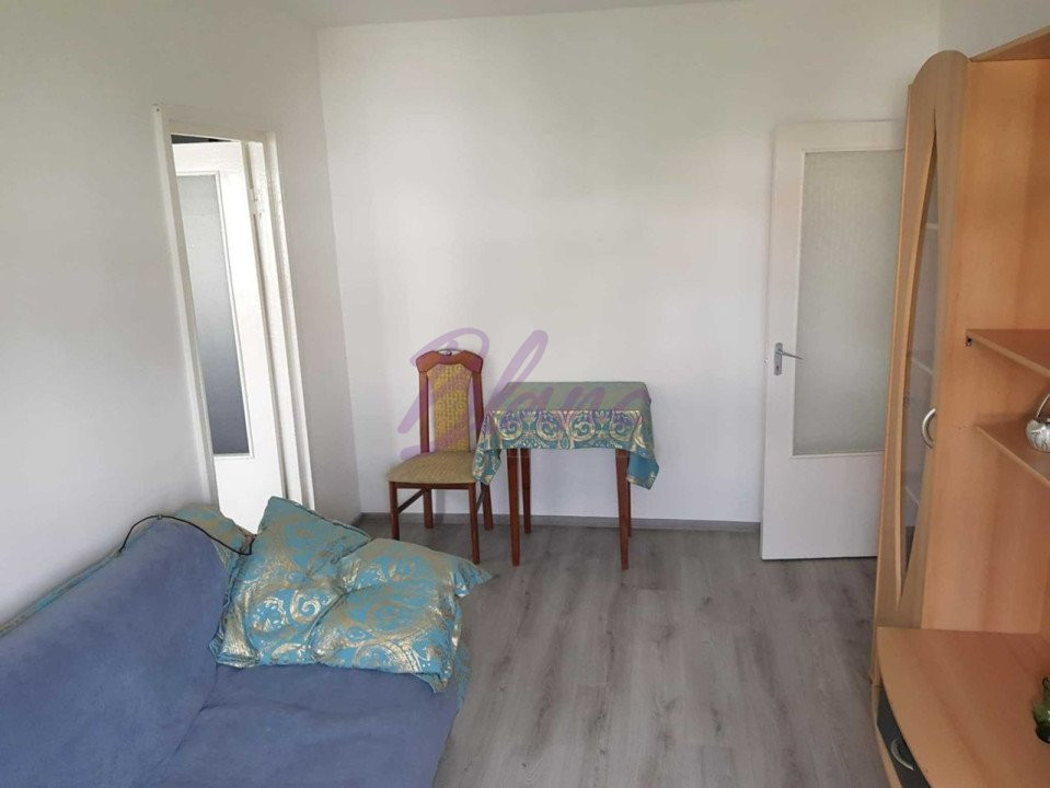 Apartament de vanzare,2 Camere, Zona Nufarul