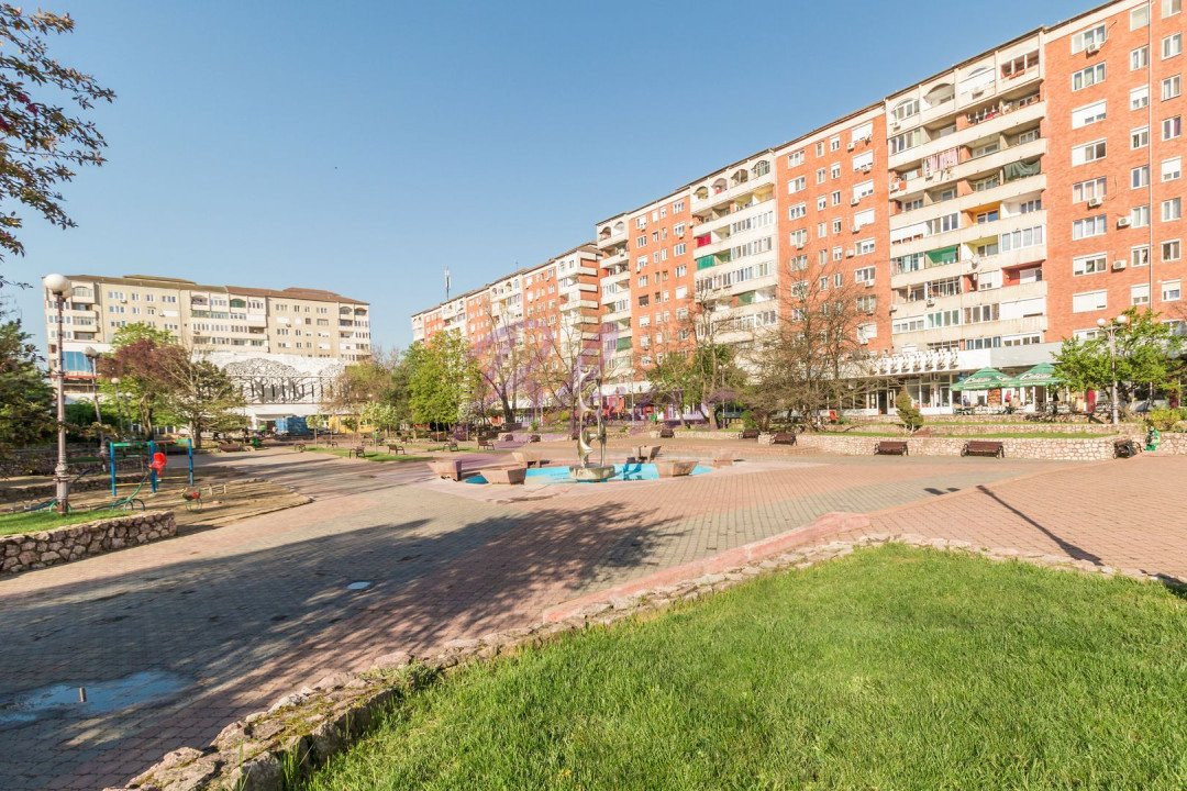 Spațiu comercial, strada Transilvaniei, Rogerius