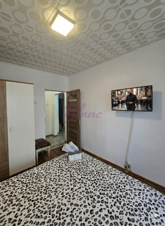 Apartament 3 camere - Ștefan cel Mare, etaj 2 