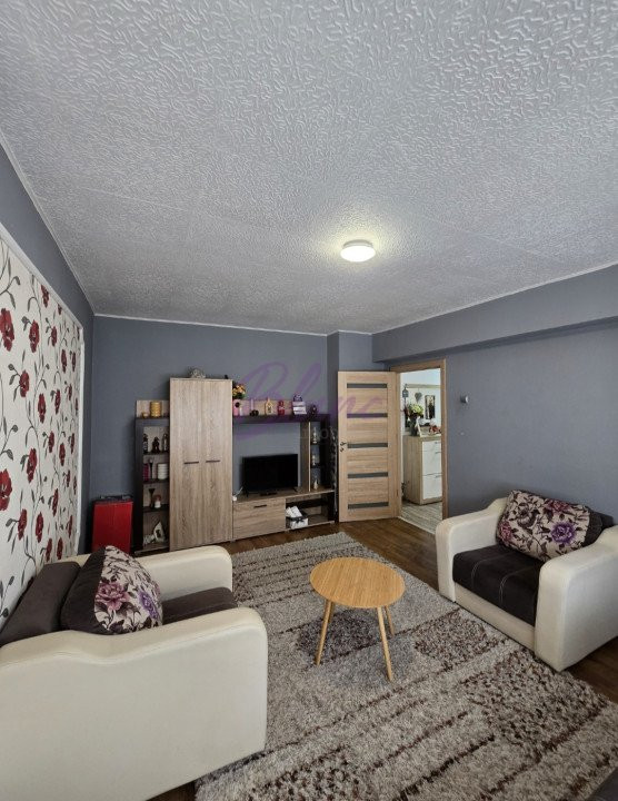 Apartament 3 camere - Ștefan cel Mare, etaj 2 