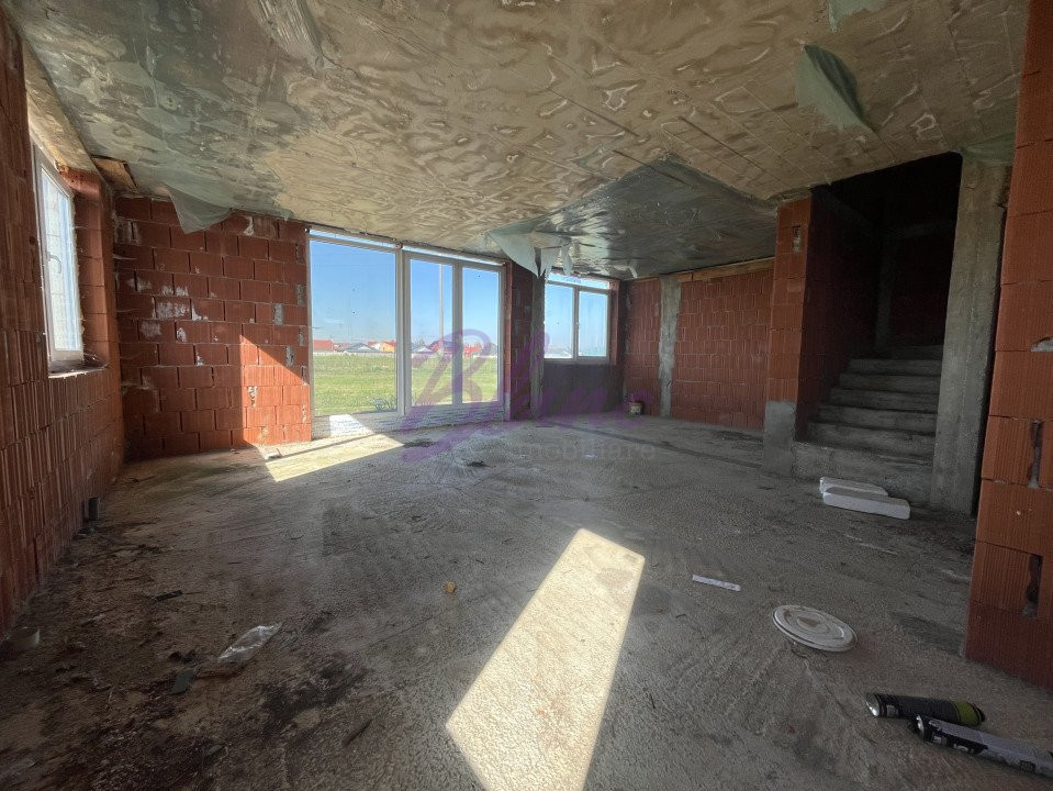 Casă la roșu în Santandrei – cu acces rapid spre Oradea