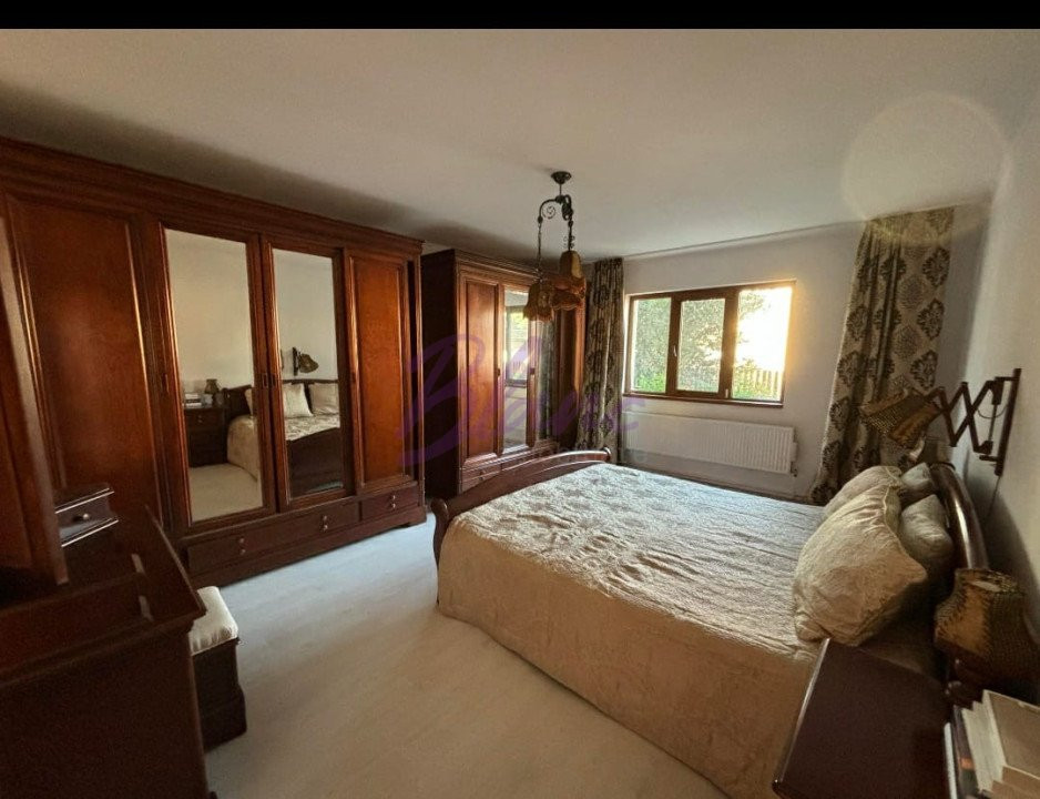 Casă de vânzare 5 camere P+M, Sălard