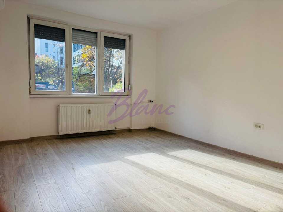 Apartament 2 camere, langa malul Crisului