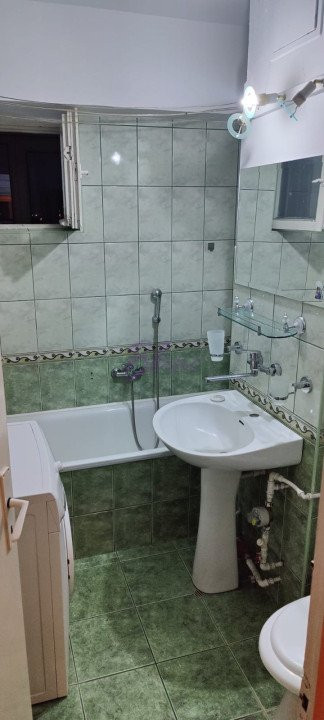 Apartament inchiriere 4 camere,zona Decebal