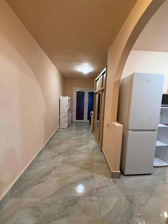 Apartament 4 camere, de închiriat, Splaiul Crișanei, Oradea