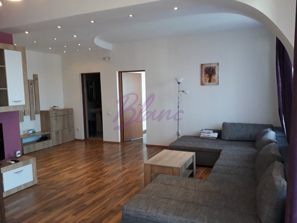 Penthouse 3 camere, dispus pe 2 niveluri, de închiriat - Nufărul, Oradea