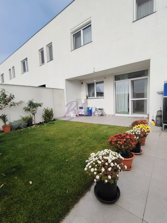 Casa de vanzare in Nojorid