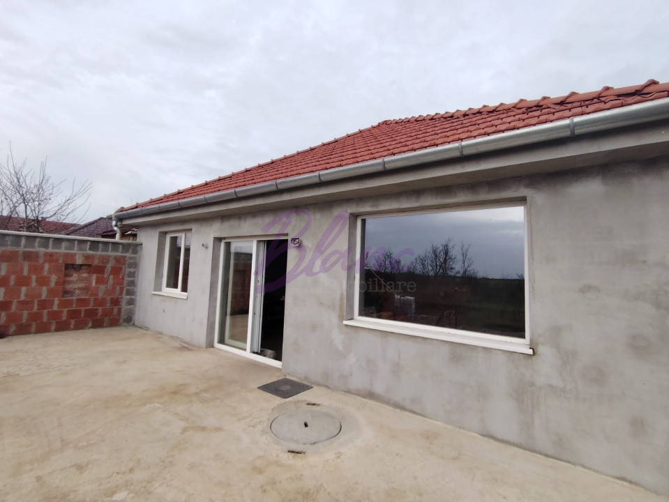 Casa de vanzare in Tarian