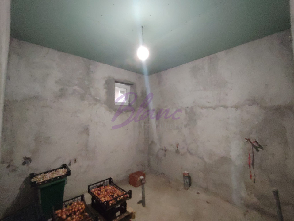 Casa de vanzare in Tarian