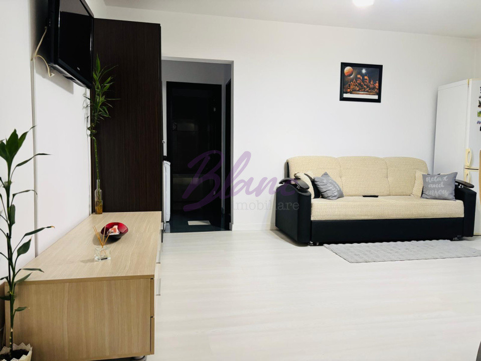 Apartament 3 camere, etaj cautat ,zona ideala
