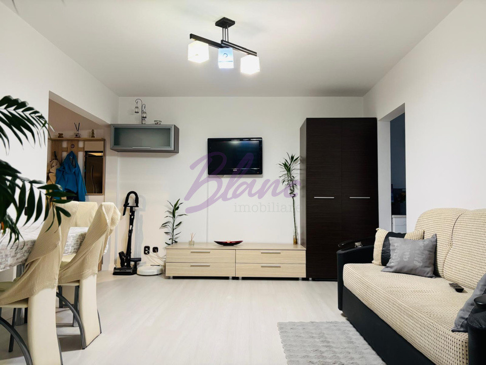 Apartament 3 camere, etaj cautat ,zona ideala