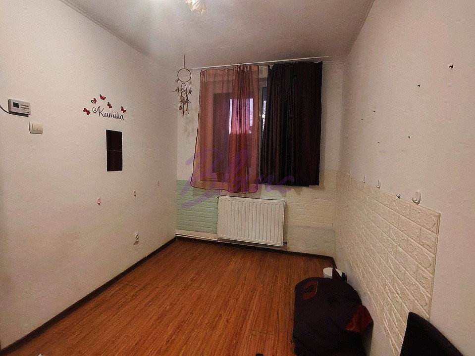 Apartament cu doua camere decomandat