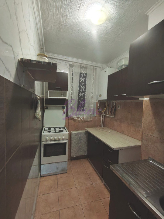 Apartament cu doua camere decomandat