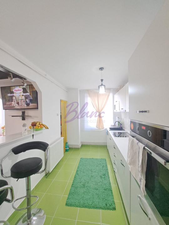 Apartament 3 camere decomandat in Marghita