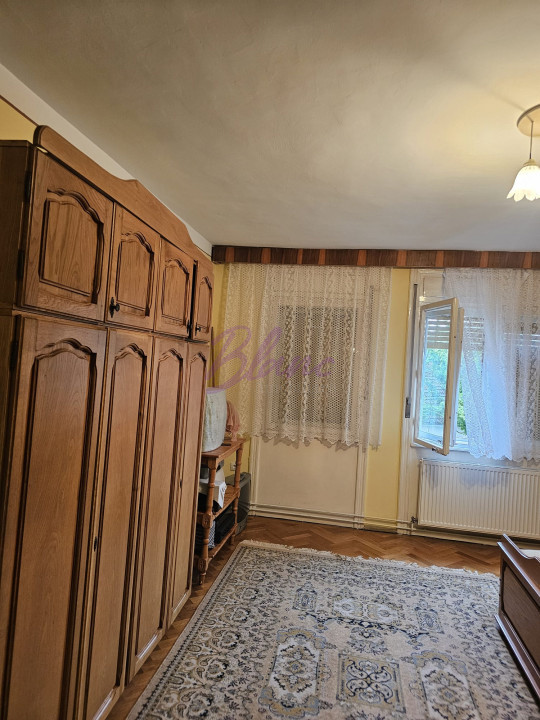 CASA 5 CAMERE ZONA GARII 