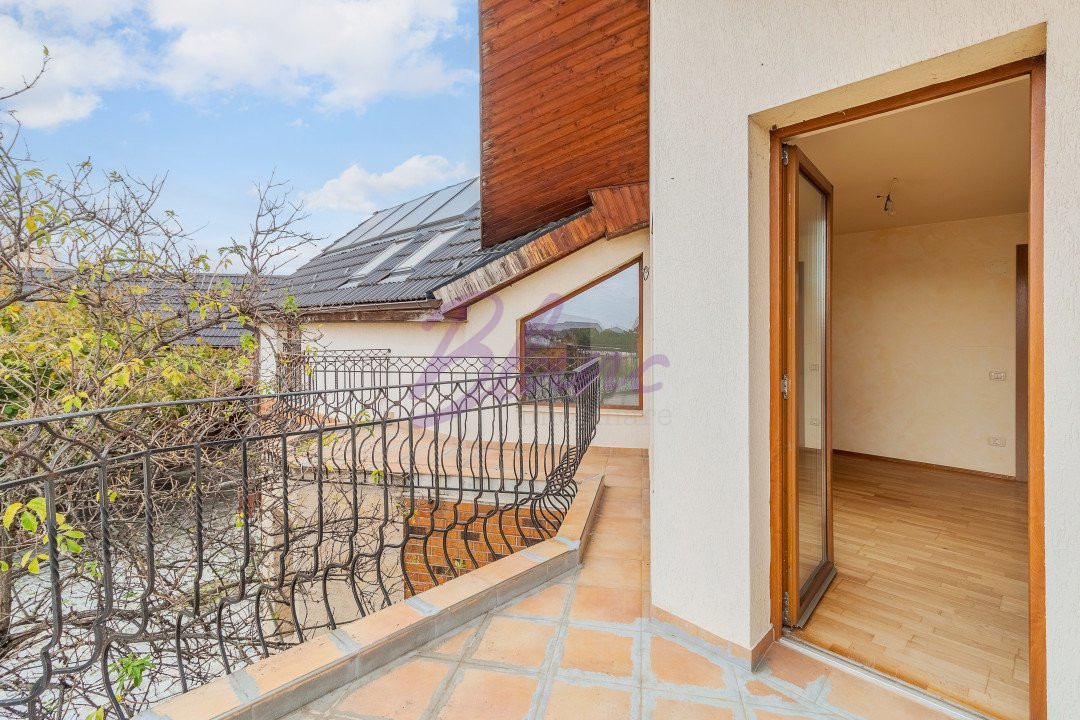 Casa Borș, 10 camere, 477 mp construiți 