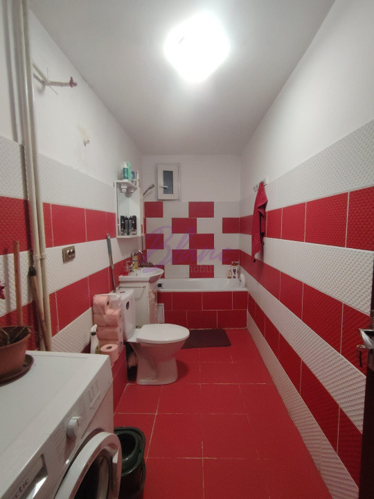 Apartament 3 camere, Piata Bucuresti