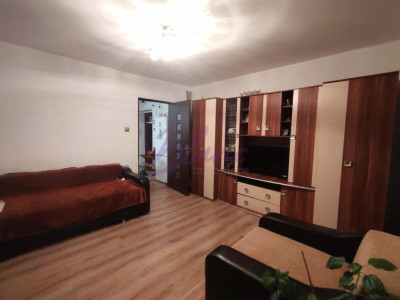 Apartament 3 camere, Piata Bucuresti