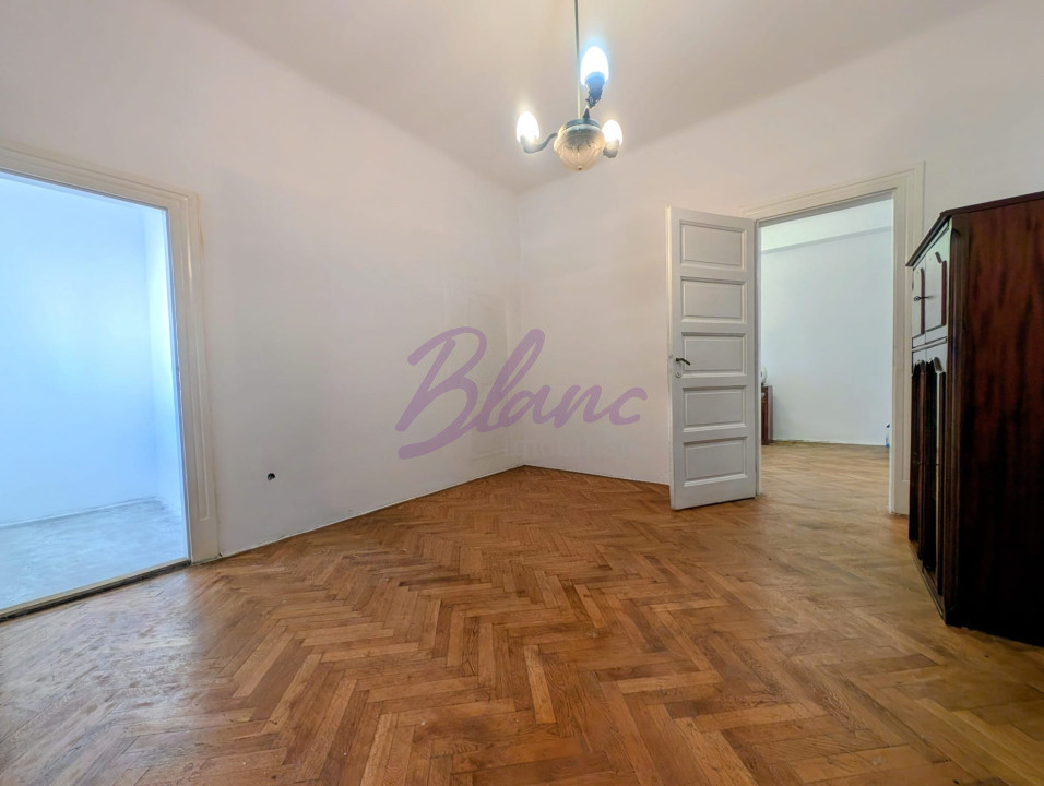 Casa Centru Oradea - singur in curte 