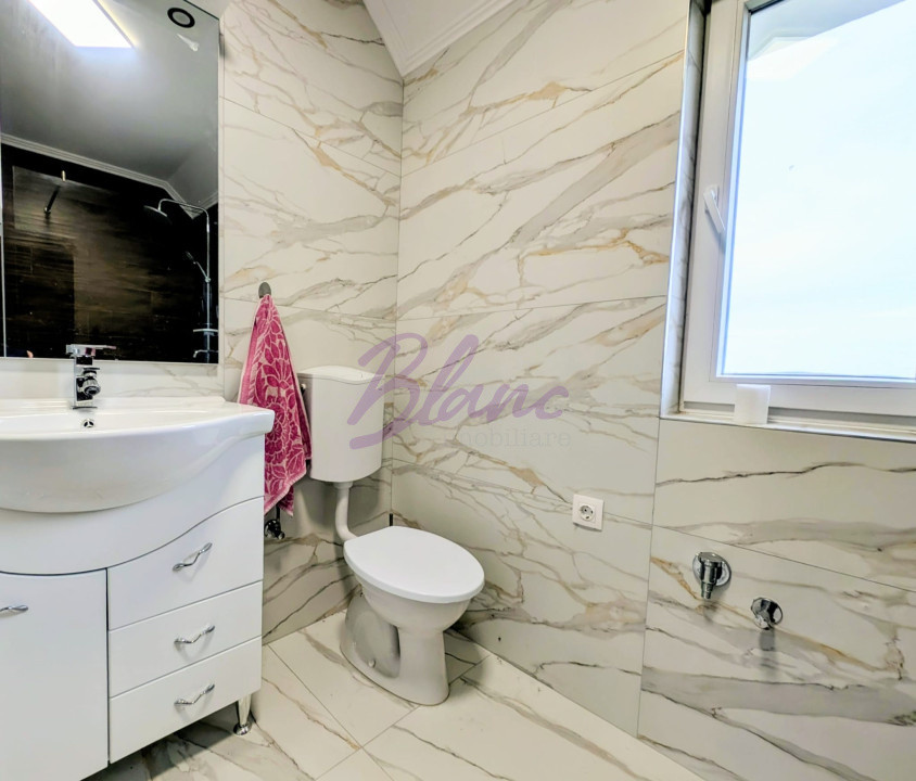 Casă nouă cu priveliște  în Paleu