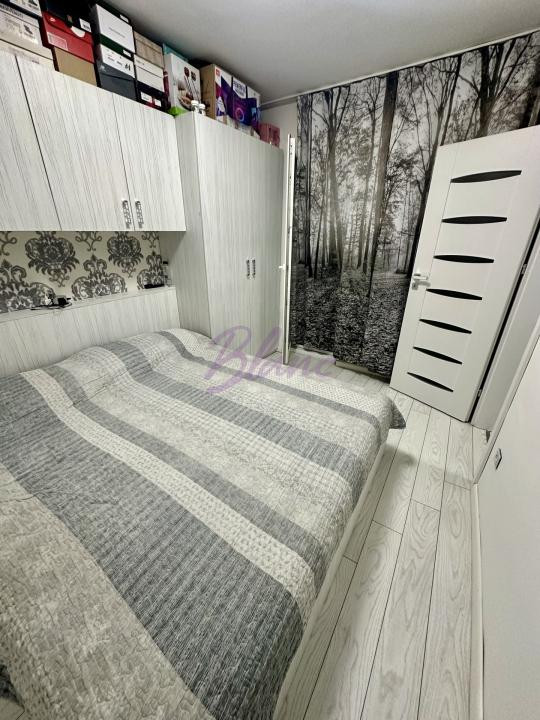 Apartament 3 camere de vânzare, Nufărul, Oradea