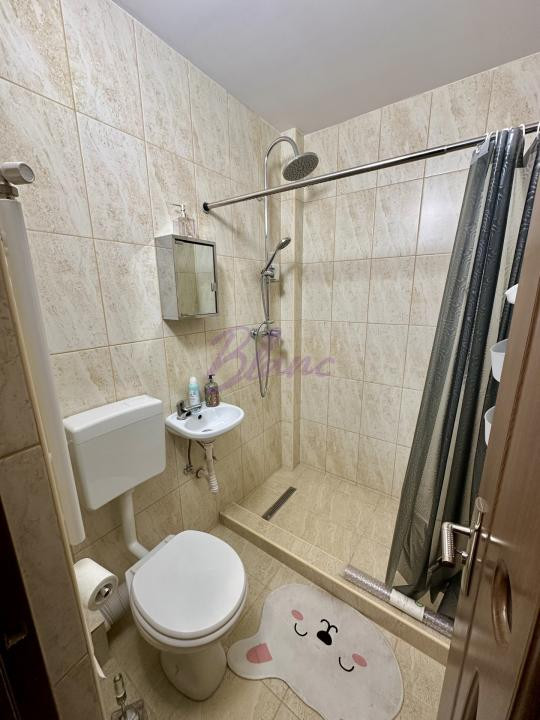 Apartament 3 camere, 2 băi, etaj 1 - Cantemir, Oradea