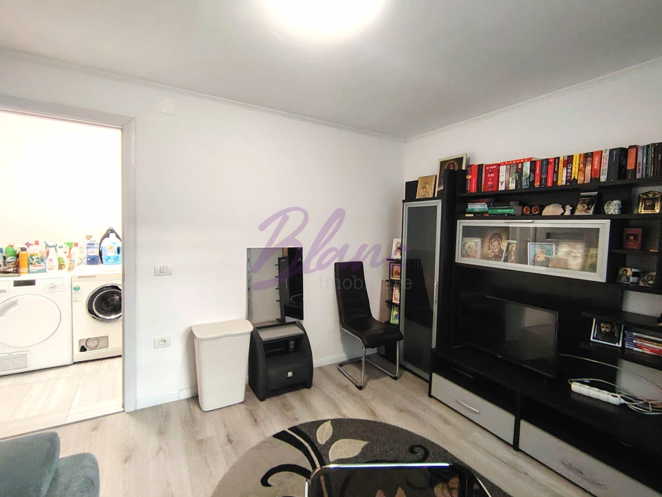Apartament 3 camere decomandat Cantemir