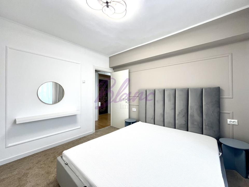 Apartament 2 camere, str. Costaforu, etaj 4/7, amenajat cu designer