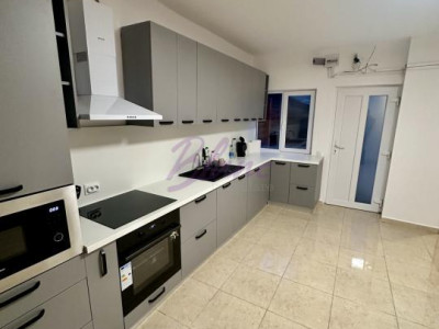 Apartament 3 camere de închiriat la curte comună – Calea Aradului