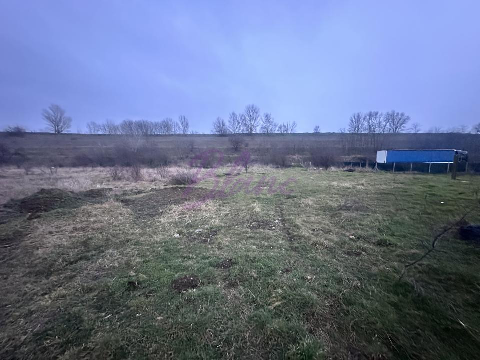 Teren intravilan industrial, zona Calea Borșului  - 2141 mp