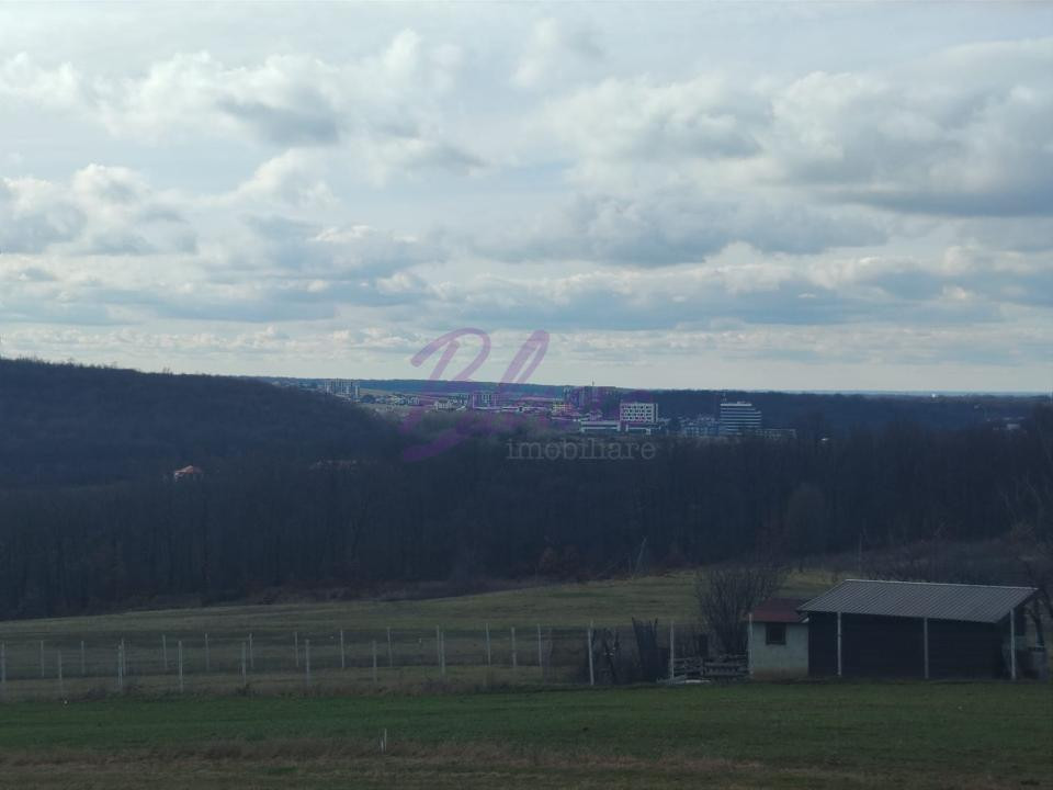 Teren intravilan in Betfia langa crater