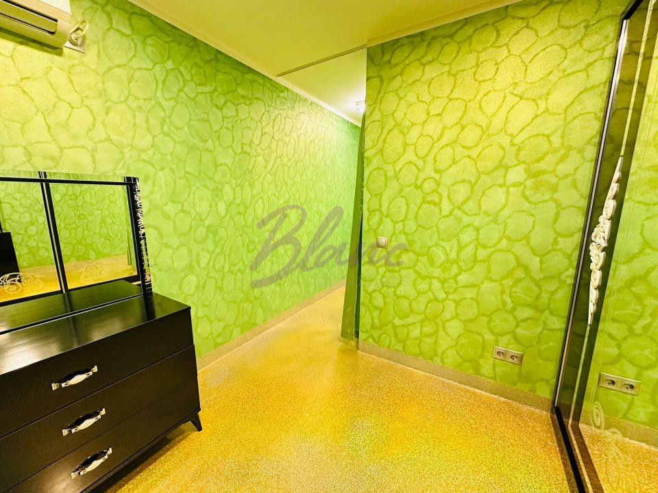 Apartament 3 camere decomandat +salon 