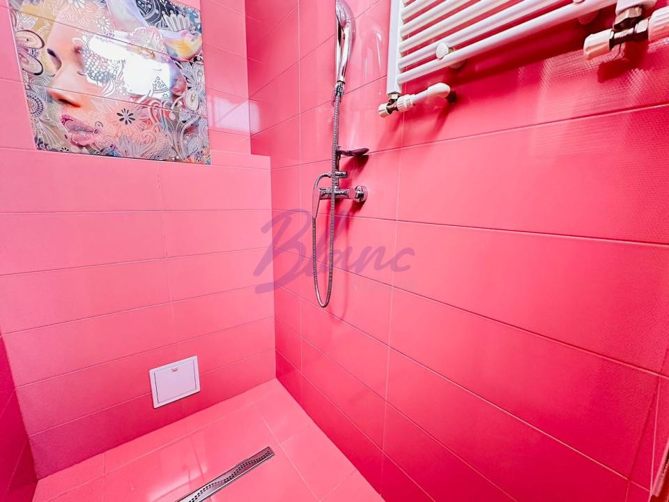 Apartament 3 camere decomandat +salon 