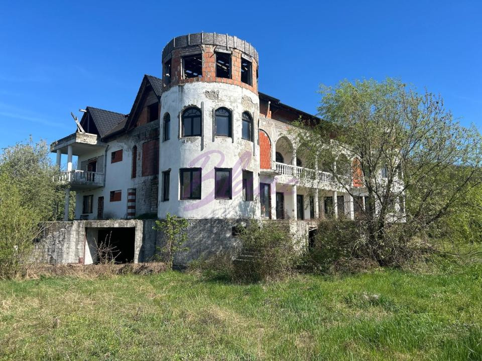 Hotel Castel – Oportunitate investițională premium in Gheghie