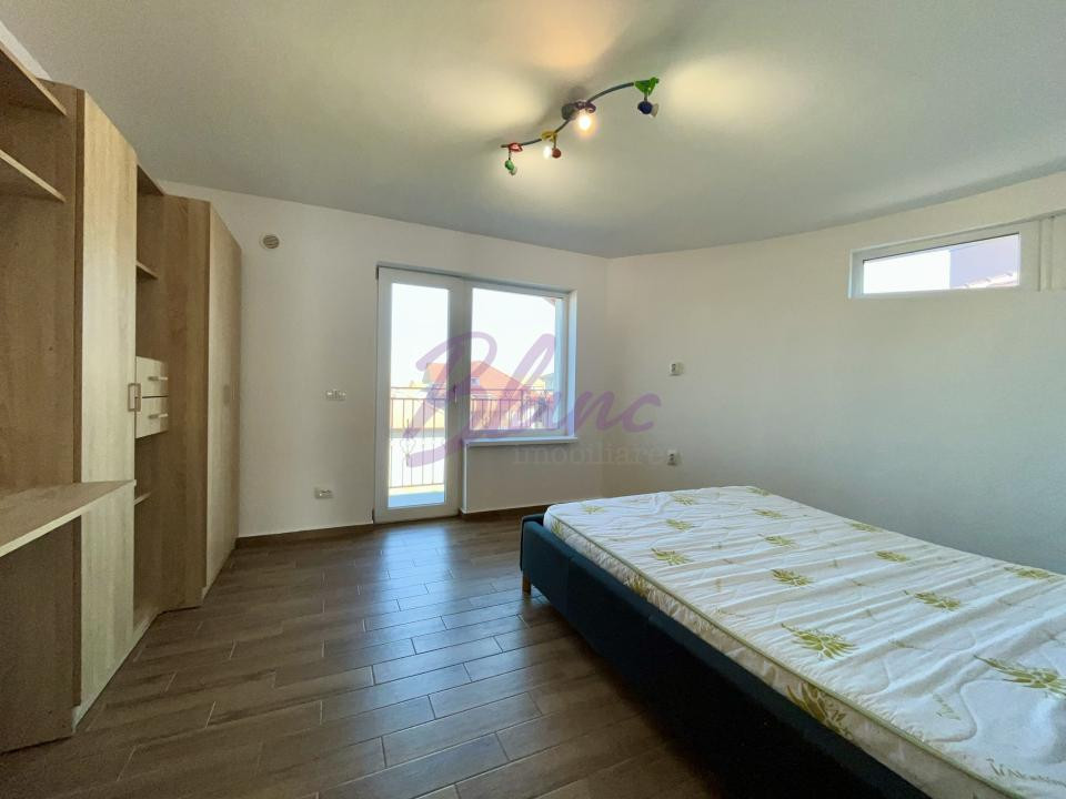 Casa 5 camere, 3 dormitoare, preț corect 