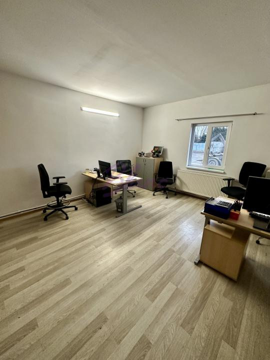 Platformă industrială 4000 mp + birouri + cântar auto, Oradea