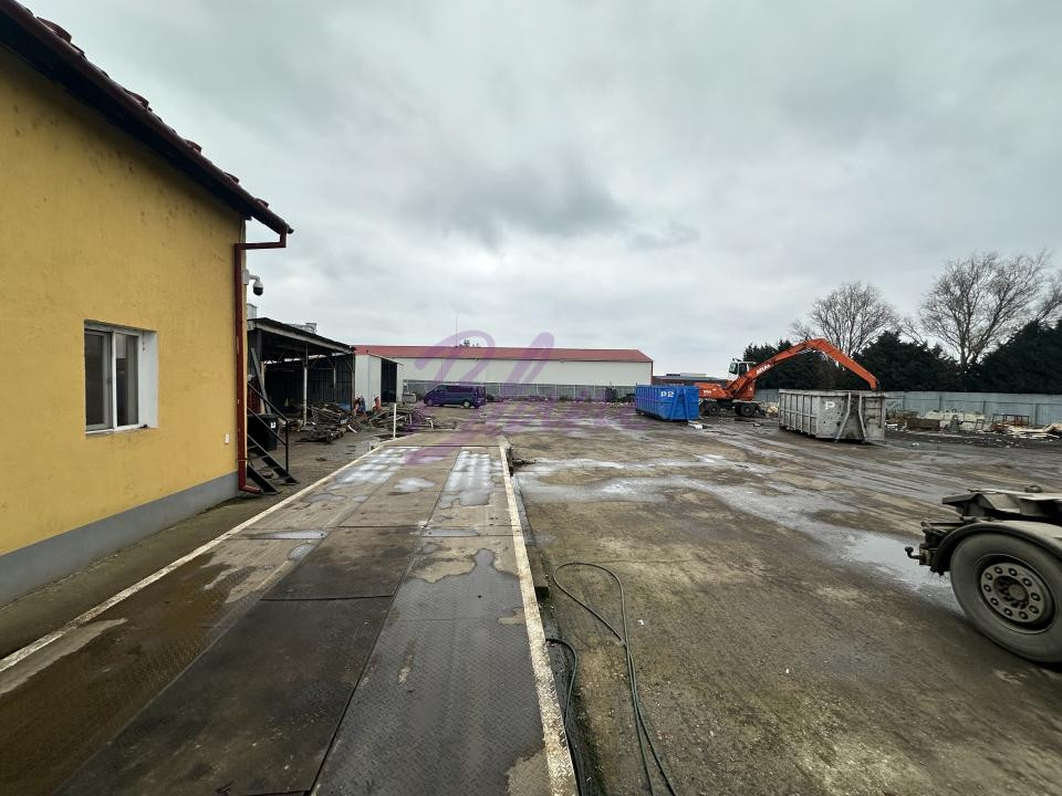 Platformă industrială 4000 mp + birouri + cântar auto, Oradea