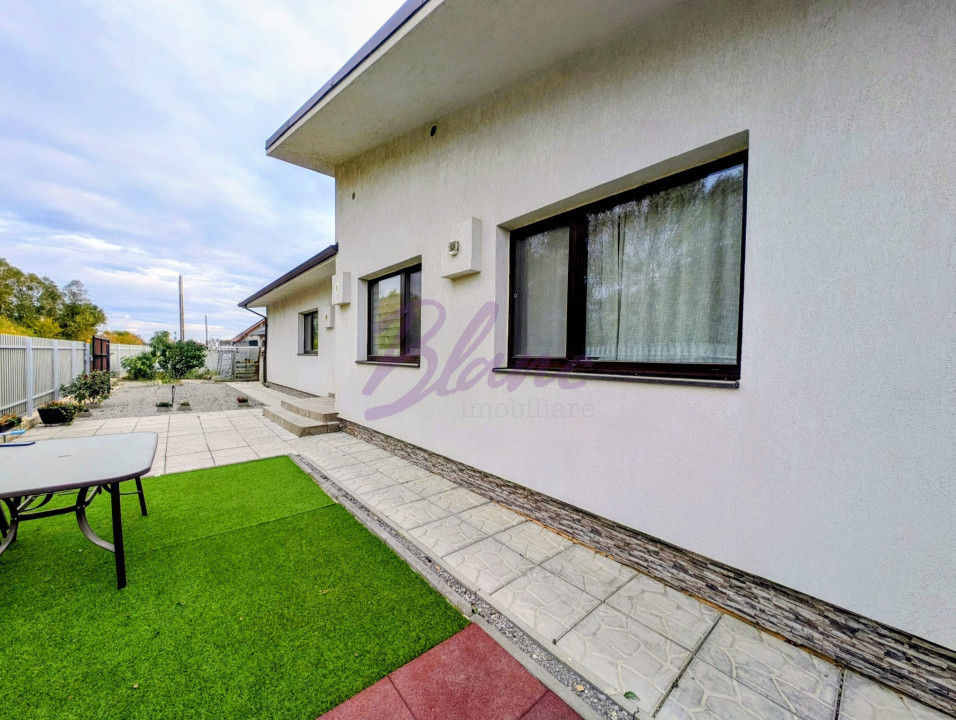 Casa pe 800 mp teren cu  independenta energetica 