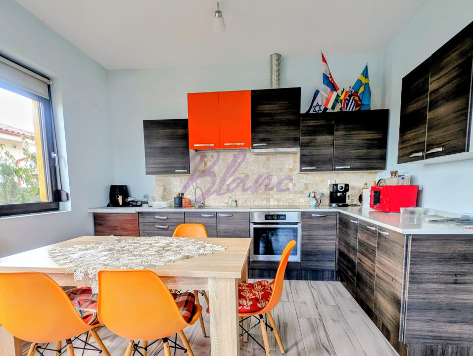 Casa cu teren  500 mp, front 20 m - Confort  intr-o zona in plina dezvoltare