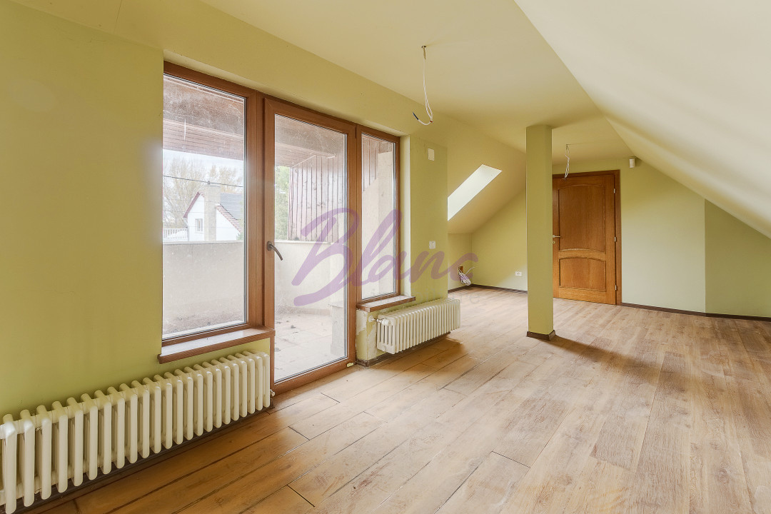 Casa Borș, 10 camere, 477 mp construiți 