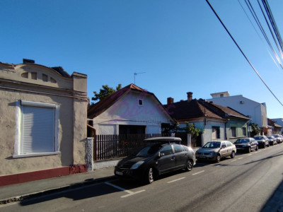 Apartament Ultracentral, Podul Centenarului, sub 1400 euro/mp