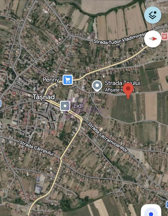 Teren intravilan 3.200 mp, două fronturi stradale – Tășnad, SM
