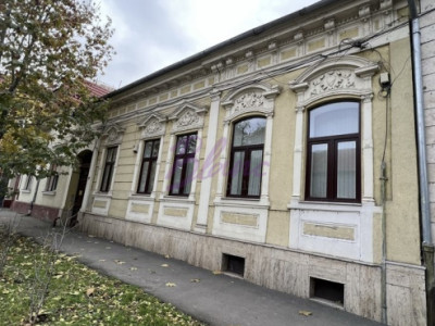 Apartament ultracentral la casă – str. Roman Ciorogariu, Oradea
