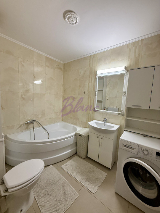 Apartament de închiriat 3 camere,zona Nufărul 