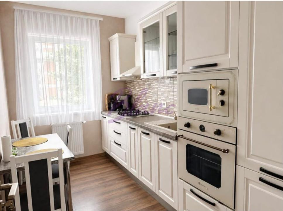 Apartament 3 camere  de vanzare Prima Nufarul bloc nou!