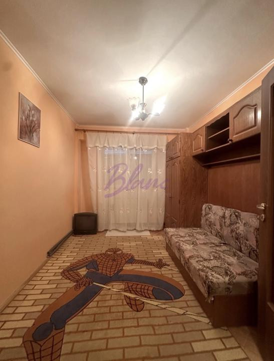 Apartament cu 3 camere, 60mp, Tășnad, SM