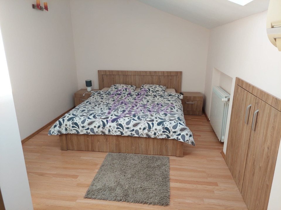 Penthouse 3 camere, dispus pe 2 niveluri, de închiriat - Nufărul, Oradea
