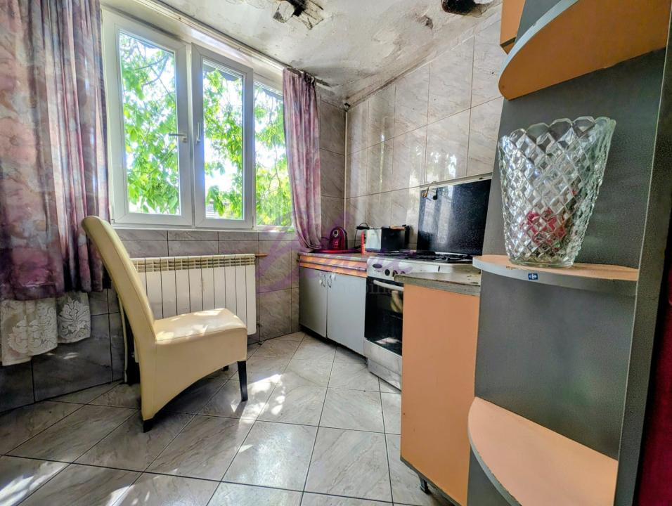 Apartament 4 camere, 90 mp, sub 1220 €/mp zona Salca