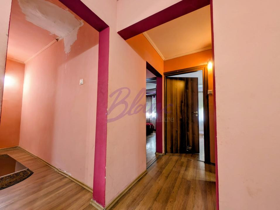 Apartament 4 camere, 90 mp, sub 1220 €/mp zona Salca