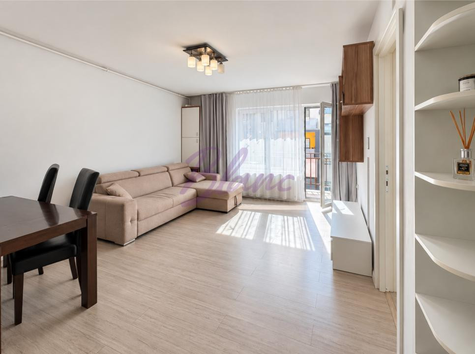 Se vinde GARAJ cu APARTAMENT cu 3 CAMERE inclus in pret - Floresti